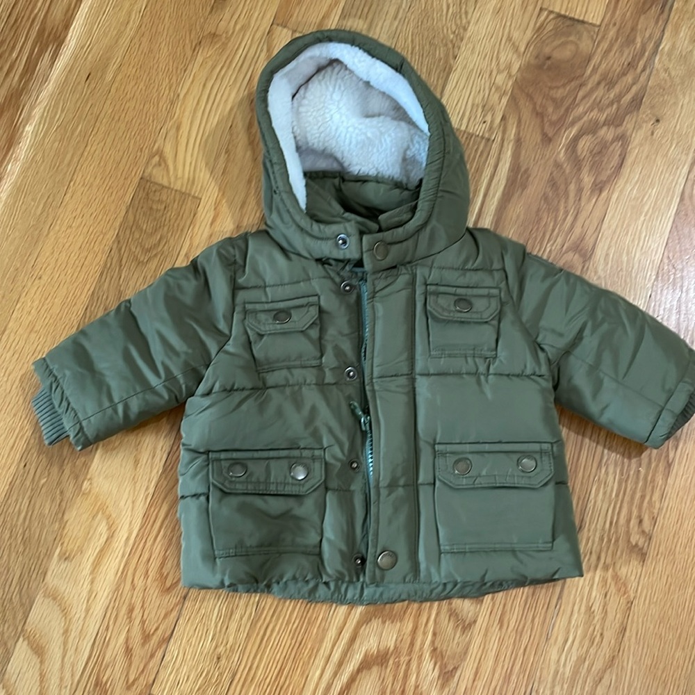 Baby Gap army green winter jacket size 0-6 months